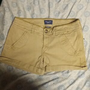 American eagle outfitters size 6 khaki shorts